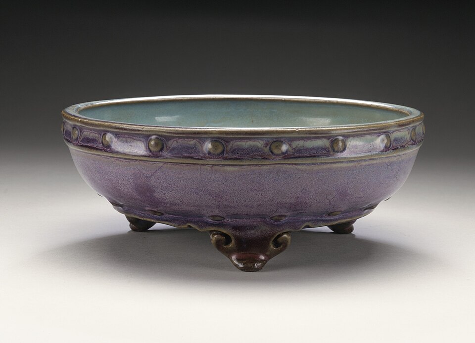 File:Bulb Bowl (Shuixian Pan) LACMA 60.27.3.jpg