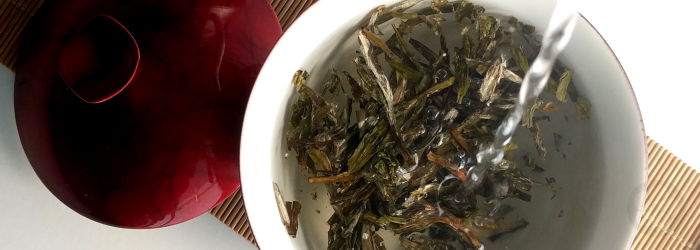 A quick rinse is not an effective way to remove pesticide residue